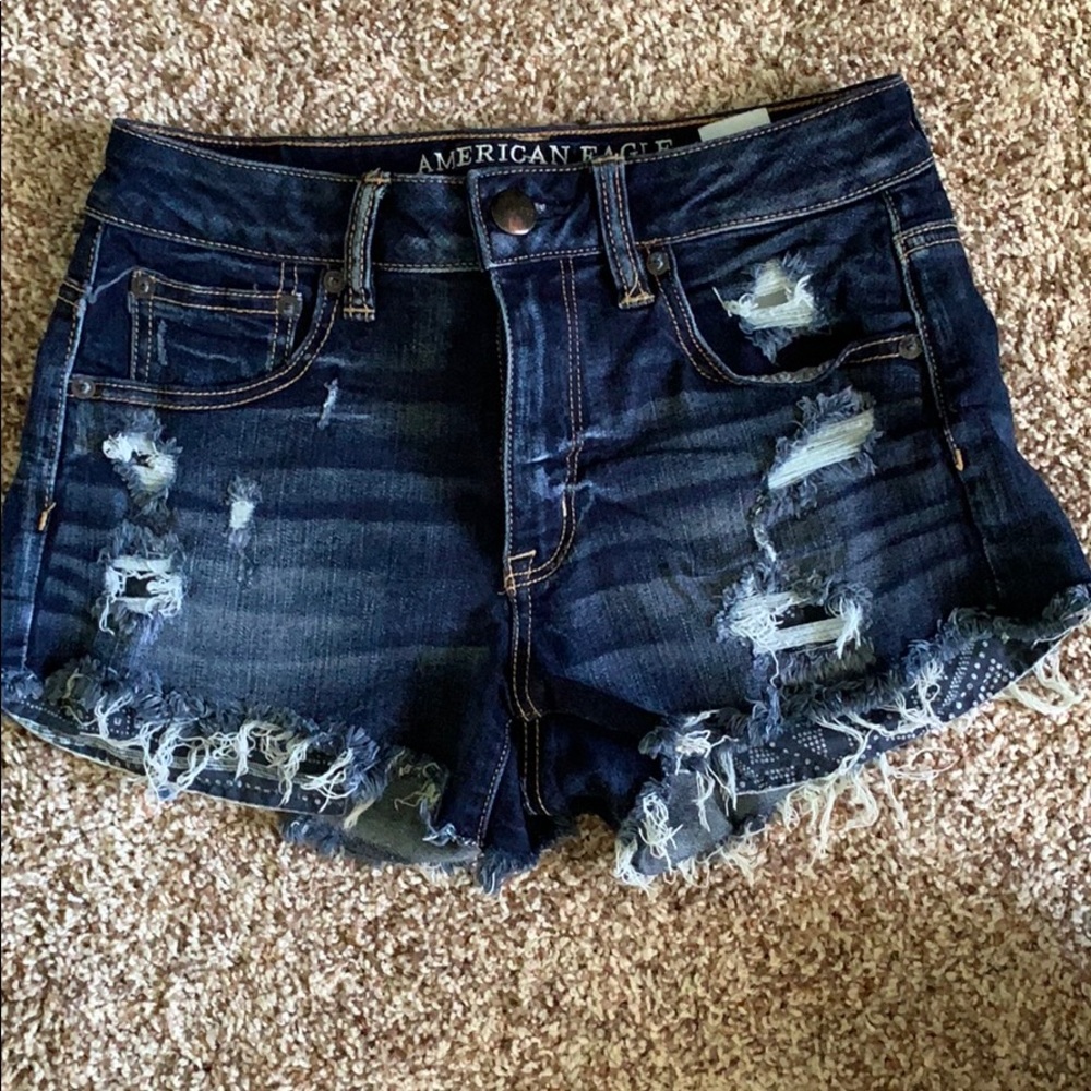 American Eagle Hi-Rise Festival Shorts